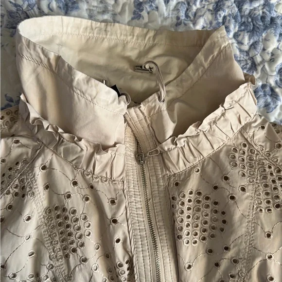 White House Black Market Cream Eyelet Bomber Jacket - Picture 4 of 10